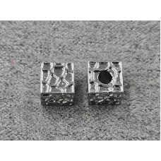 Бусина кубік 6 мм колір сталь (гіпоалергений сплав)