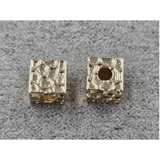 Бусина кубік 6 мм колір золото (гіпоалергений сплав)