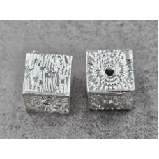 Бусина кубик 9*10 мм цвет серебро (гиппоаллергенный сплав)