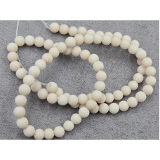 Яшма матовая 4,6-4,8 мм белая ископаемая длина 37-38 см