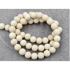Яшма матовая 6,6-6,8 мм белая ископаемая длина 37-38 см
