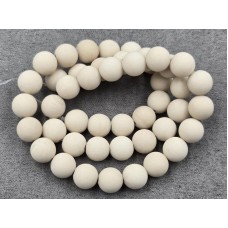 Яшма матовая 8,7-8,9 мм белая ископаемая длина 37-38 см