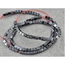 Гематит кубік 3 мм довжина 39-40 см