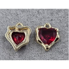 Підвіска серце 11*13 мм колір золото з червоним стразом (гіпоалергений сплав)