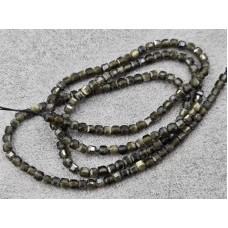 Обсидиан gold кубик 2,5 мм длина 38-39 см