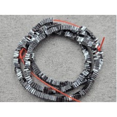 Гематит квадрат рондель 3*1 мм довжина 39-40 см