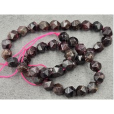 Гранат 8 мм многогранник длина 35-36 см