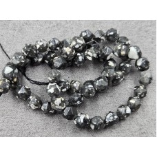 Обсидиан 6 мм многогранник длина 35-36 см