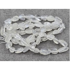 Лунный камень ~4-5*5-8 мм длина 40 см