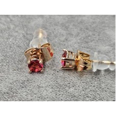 Гвоздики M&L Xuping с малиновым стразом 4 мм цвет 18к