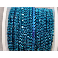 Стразовая цепь ss6 (2 мм) синяя бирюза в бирюзовом металле 10 ярдов А-8 (blue zircon)